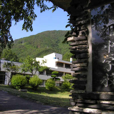 木祖中学校外観